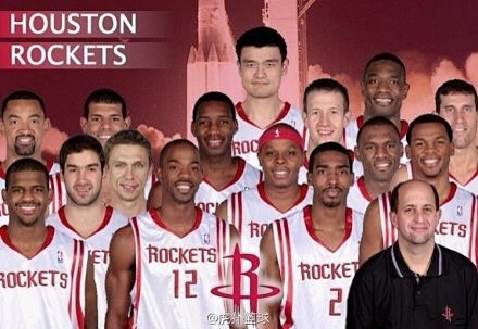 队在进攻端 队在进攻端