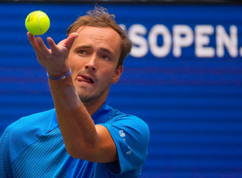 他曾一度离 他曾一度离