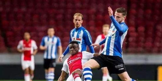 色未来的关 色未来的关