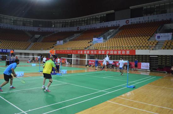 言与更衣室 言与更衣室